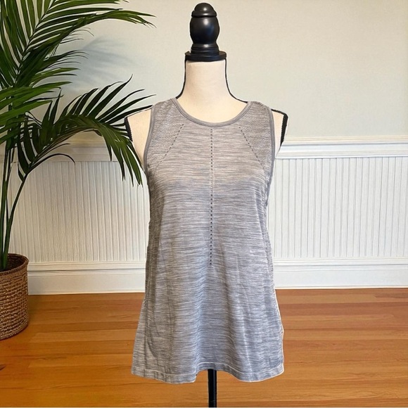 Athleta Grey Open Back Sleeveless Active Tank Top - Medium - Picture 2 of 14